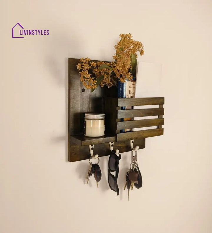 Somerset Wooden Wall Shelf Organiser With Key Holders