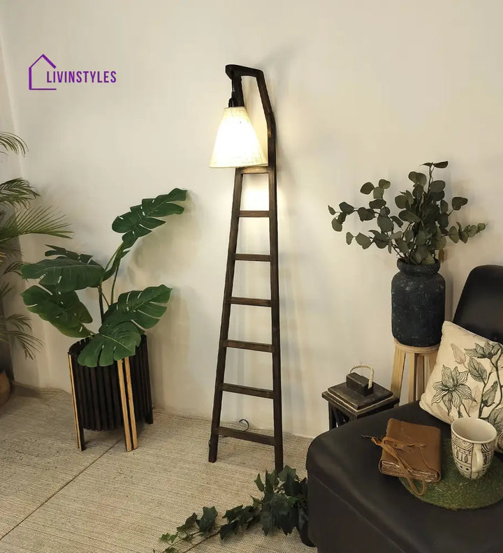 Stairway Wooden Floor Lamp With Brown Base And Jute Fabric Lampshade Lamps