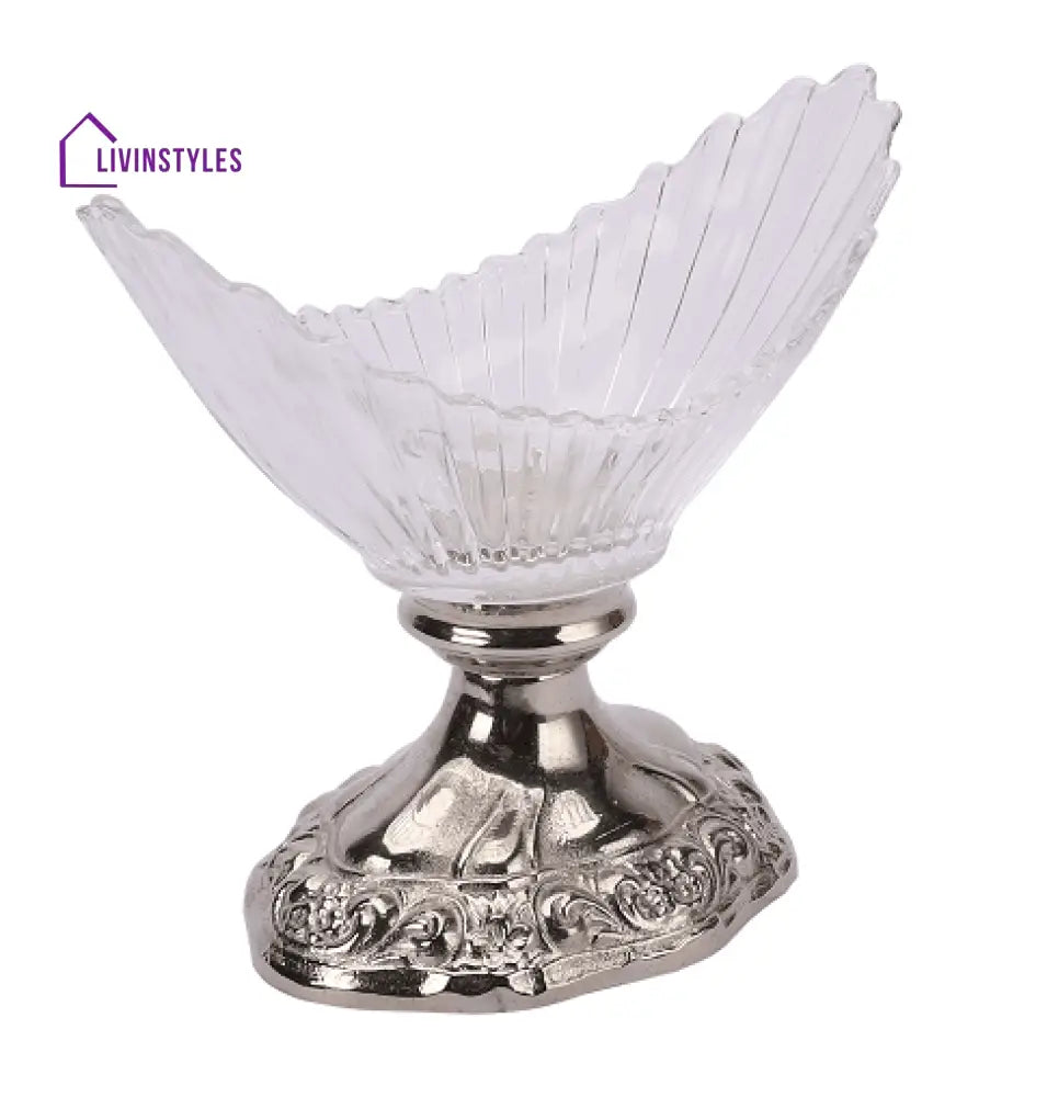 The ’Crescent Artistocrat’s Glass’ Bowl (Silver)