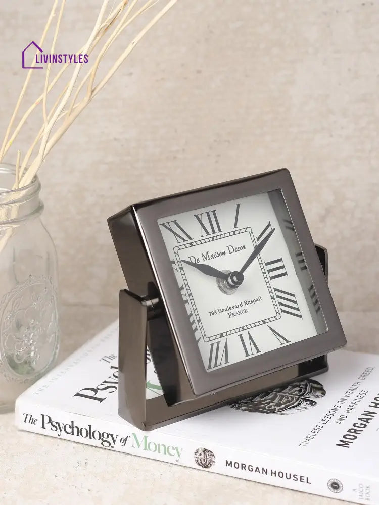 Time’s Canvas - The Table Clock (Medium) In Silver