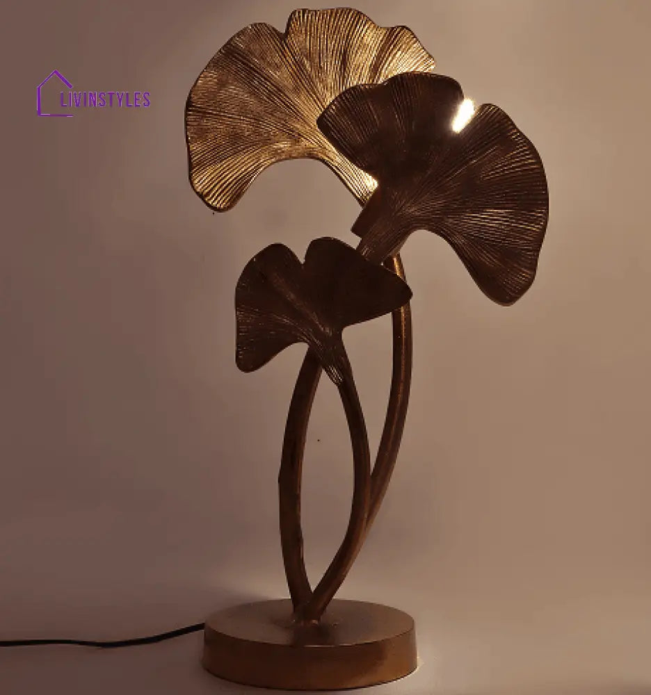 Trinity Gold Leaves Lamp