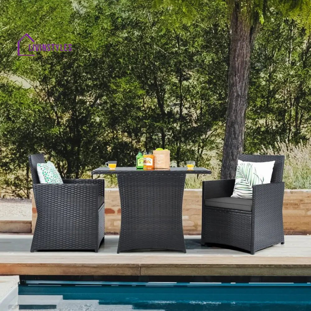 Walmen Rectangular Outdoor Set With Cushions