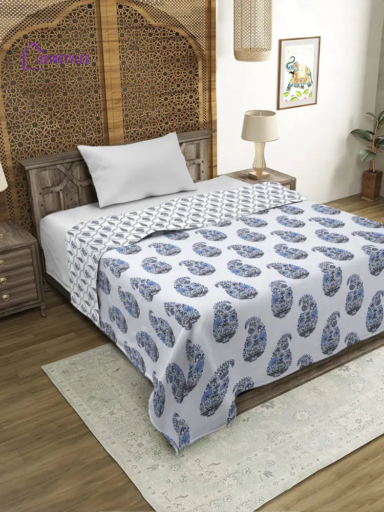 White And Blue Printed 120 Gsm Revesible Cotton Single Bed Ac Dohar