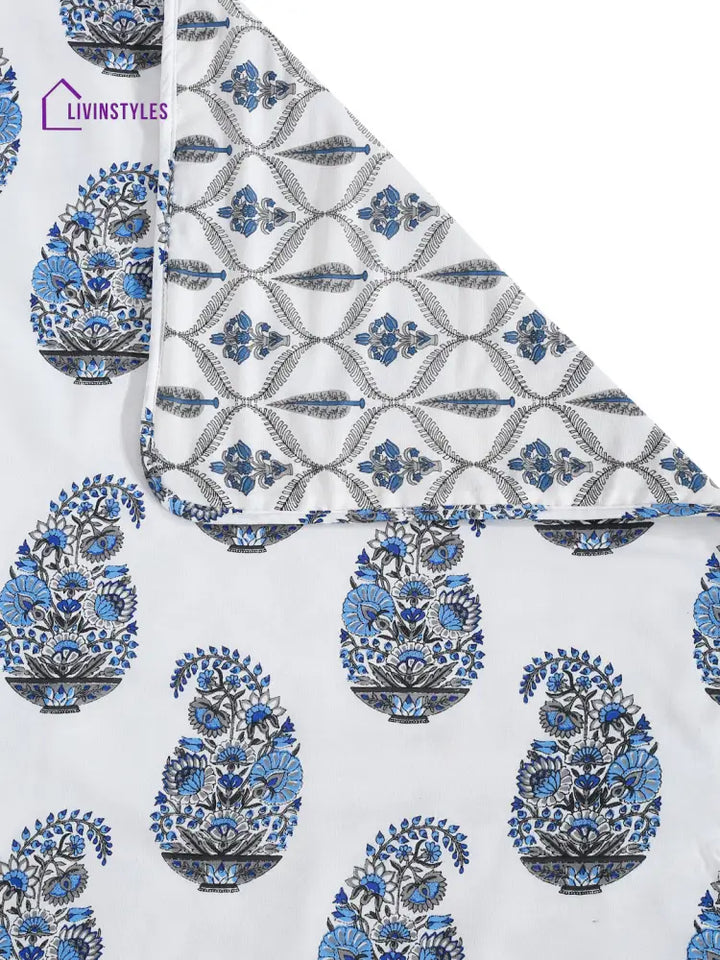 White And Blue Printed 120 Gsm Revesible Cotton Single Bed Ac Dohar