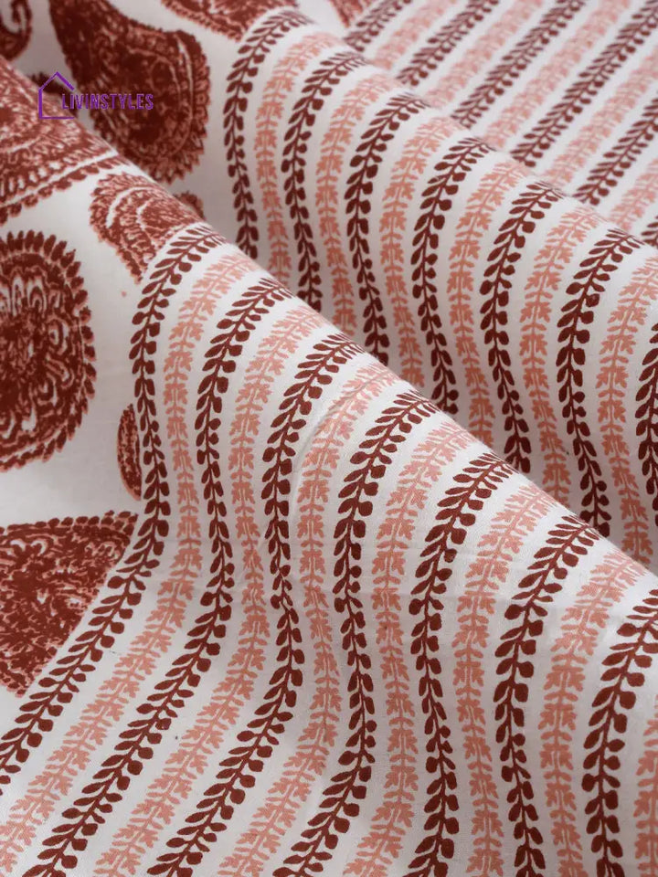 White And Maroon Paisley Print 180 Tc Cotton Double Bed Sheet With 2 Pillow Covers