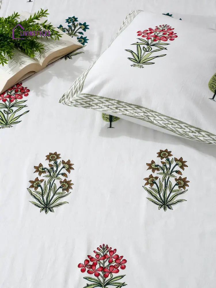 White Floral Print 180 Tc Cotton King Bed Sheet With 2 Pillow Covers