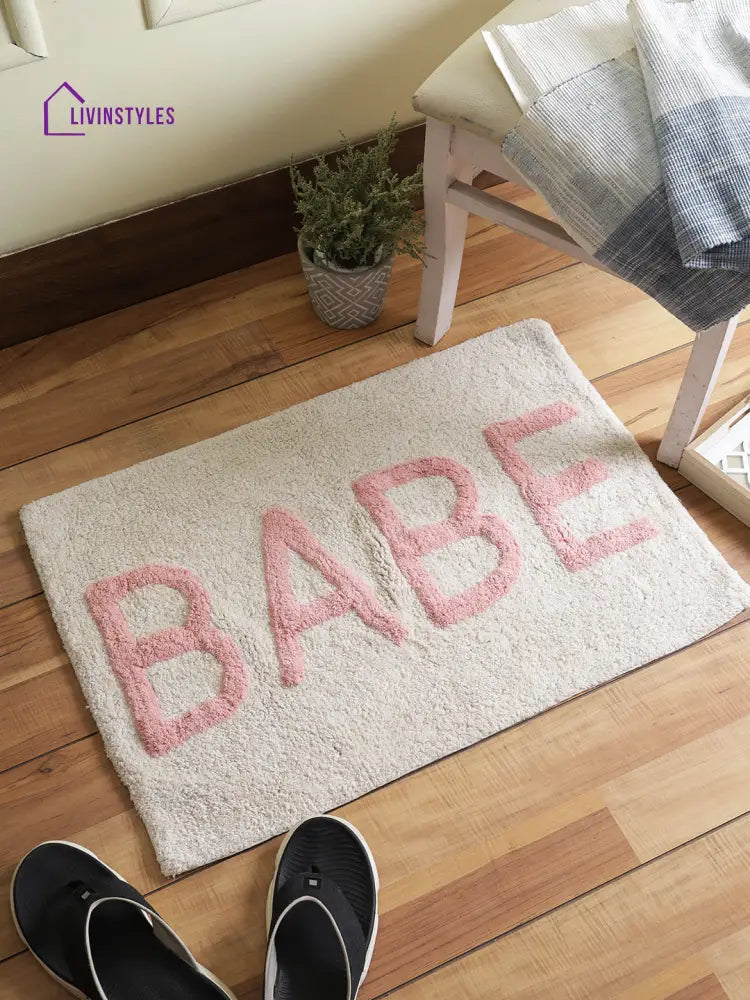 White & Pink Tufted Cotton Bath Rug Mats