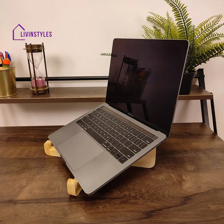 Wooden Laptop Stand 7 Stands