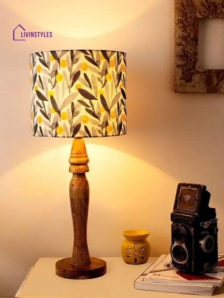 Wooden Leafy Print Lamp