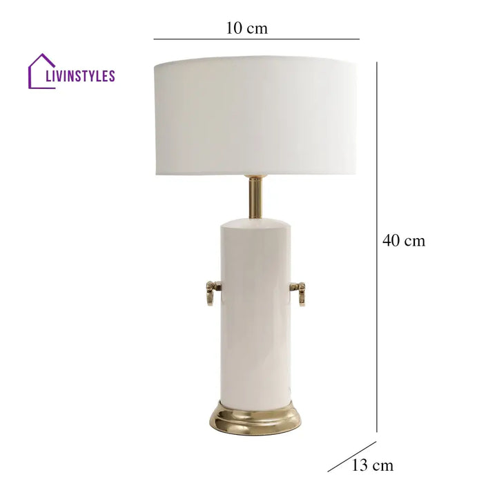 Zenith’s Handle Table Lamp Table Lamp