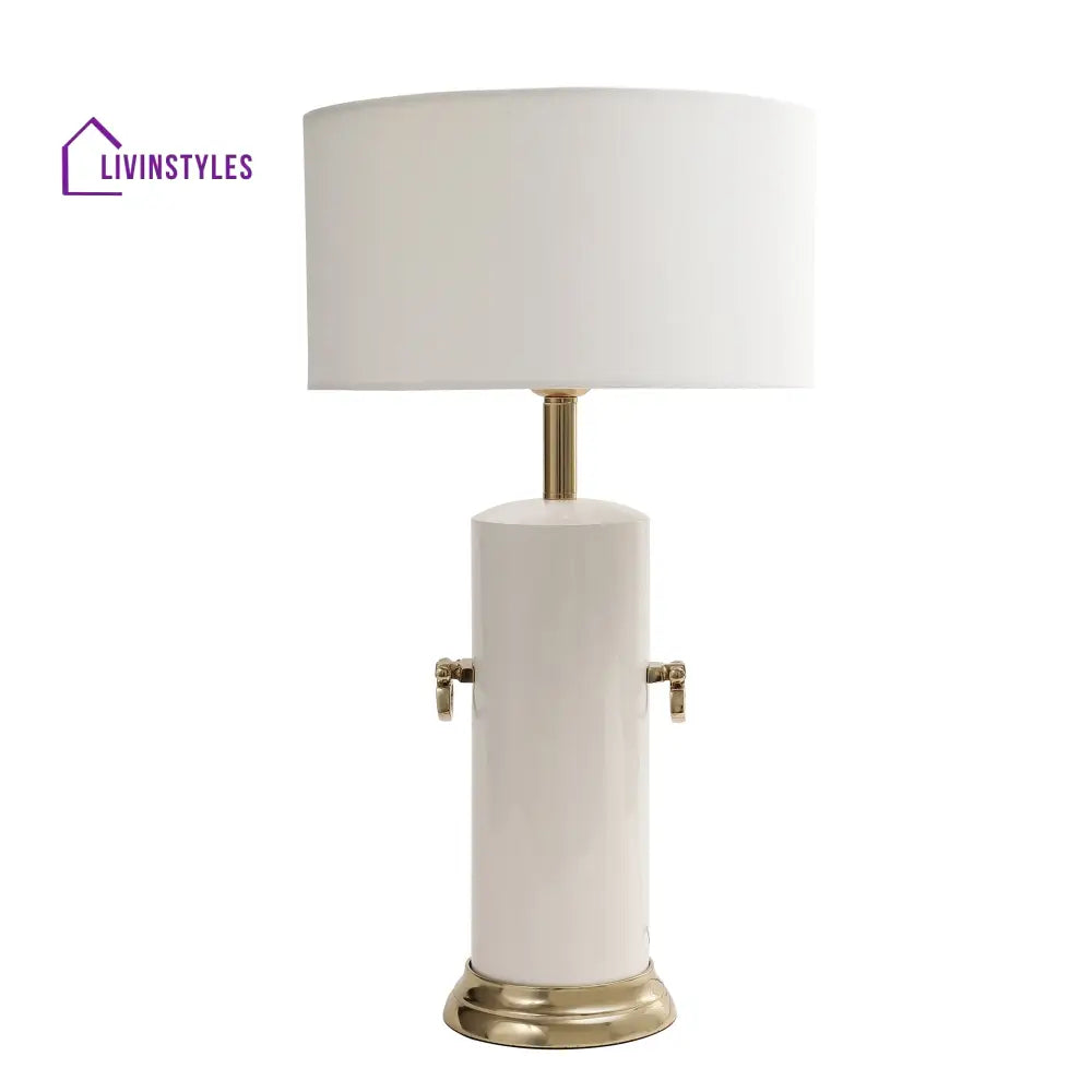 Zenith’s Handle Table Lamp Table Lamp