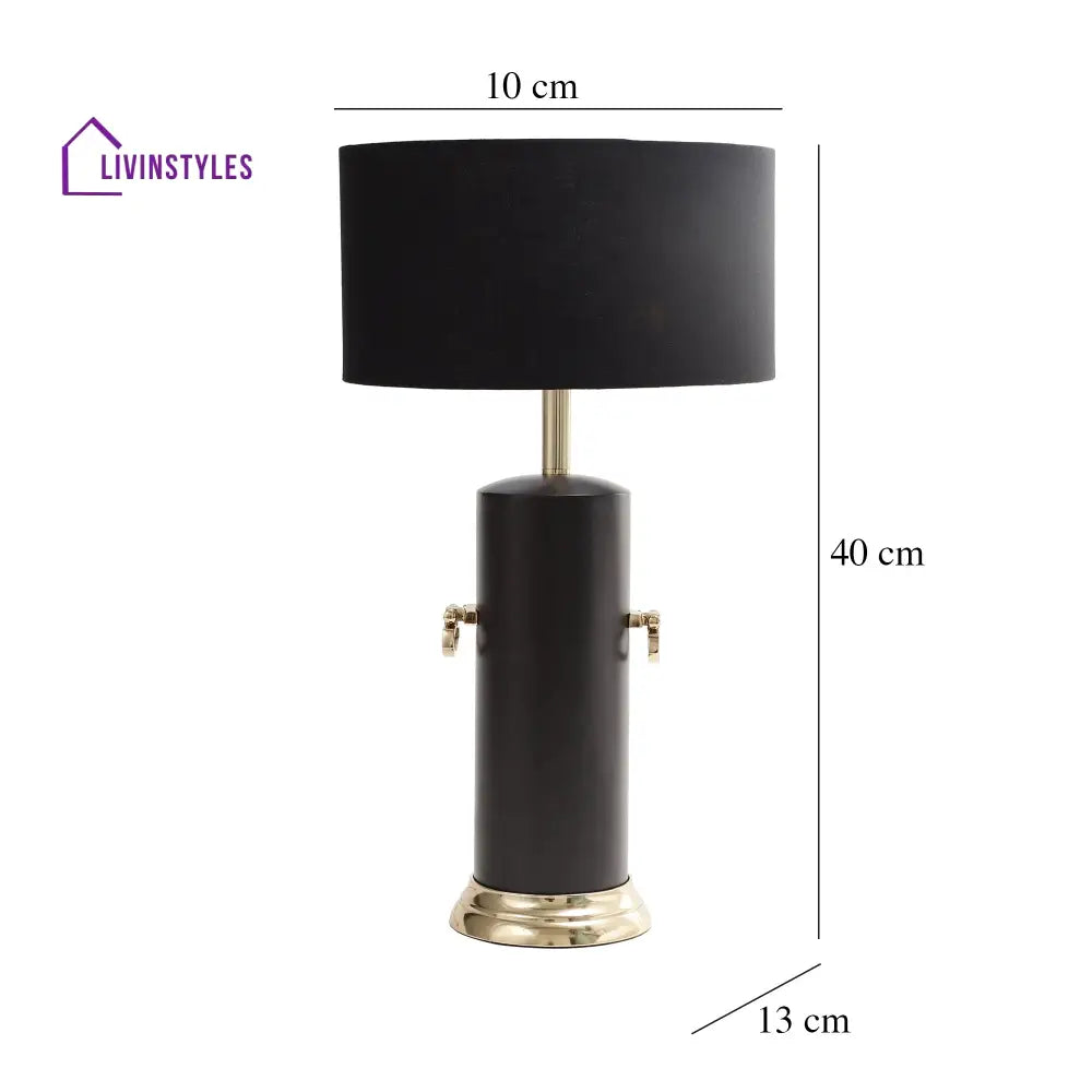 Zenith’s Handle Table Lamp Table Lamp